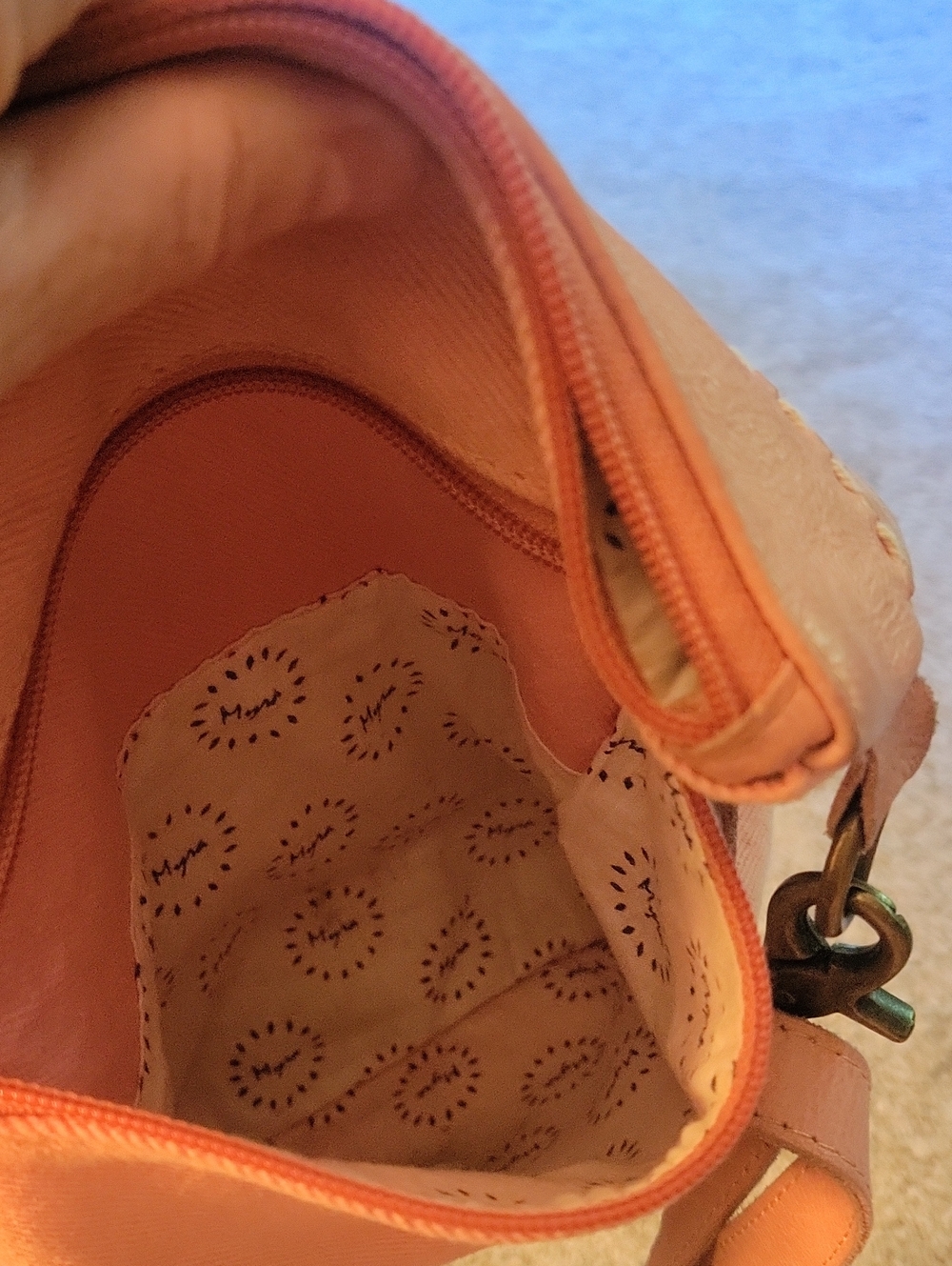 Myra Pink "Isadora" Crossbody Bag - Picture 6 of 7